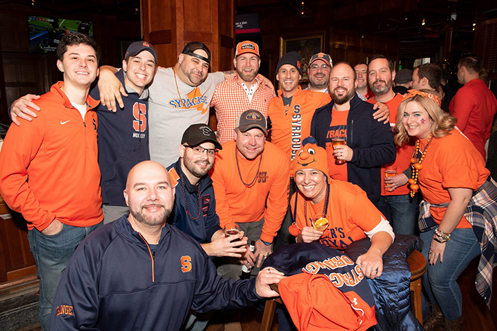 Large group of SU fans at Clyde's